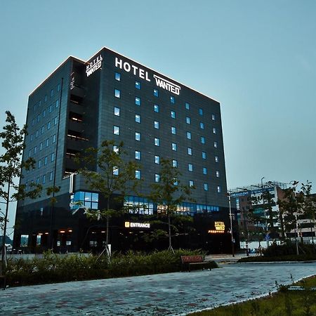Hotel Wanted Інчхон Екстер'єр фото