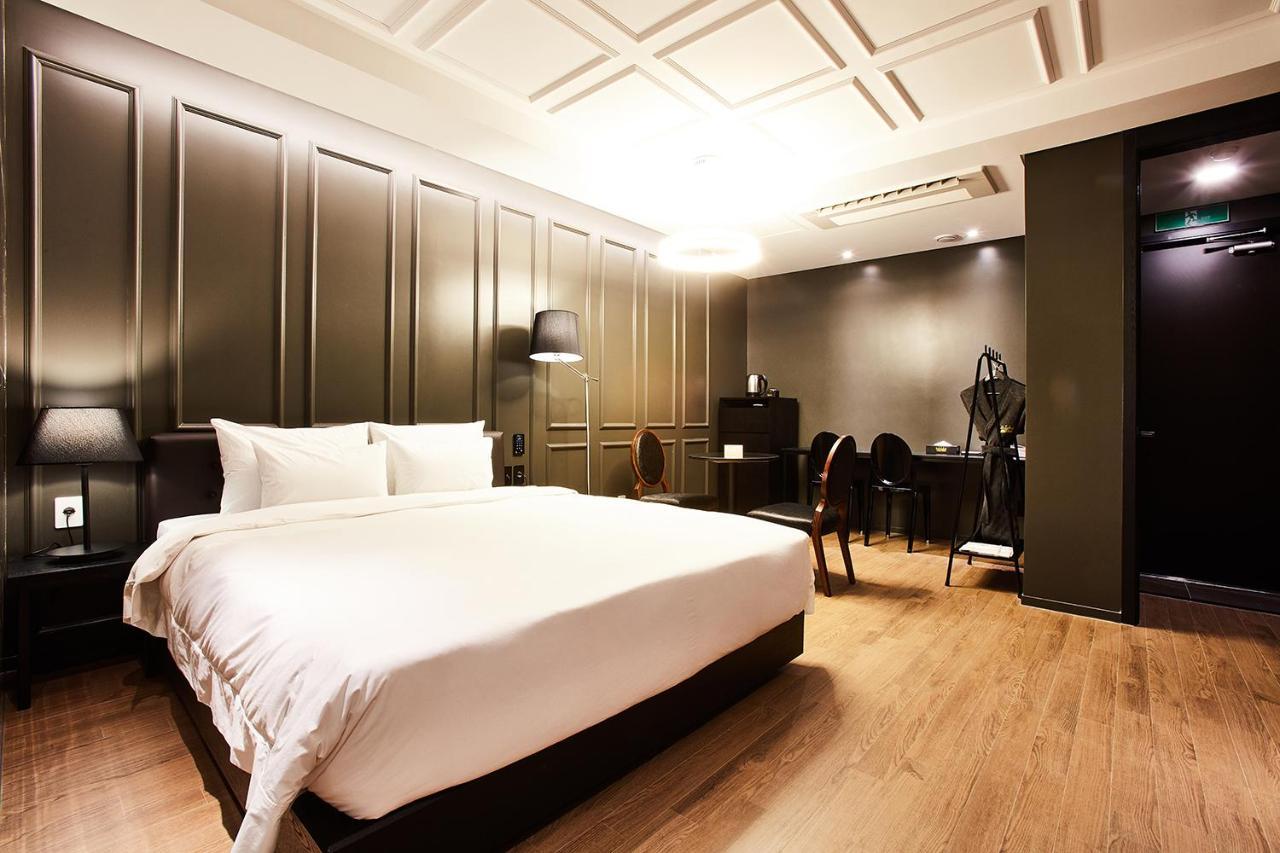 Hotel Wanted Інчхон Екстер'єр фото