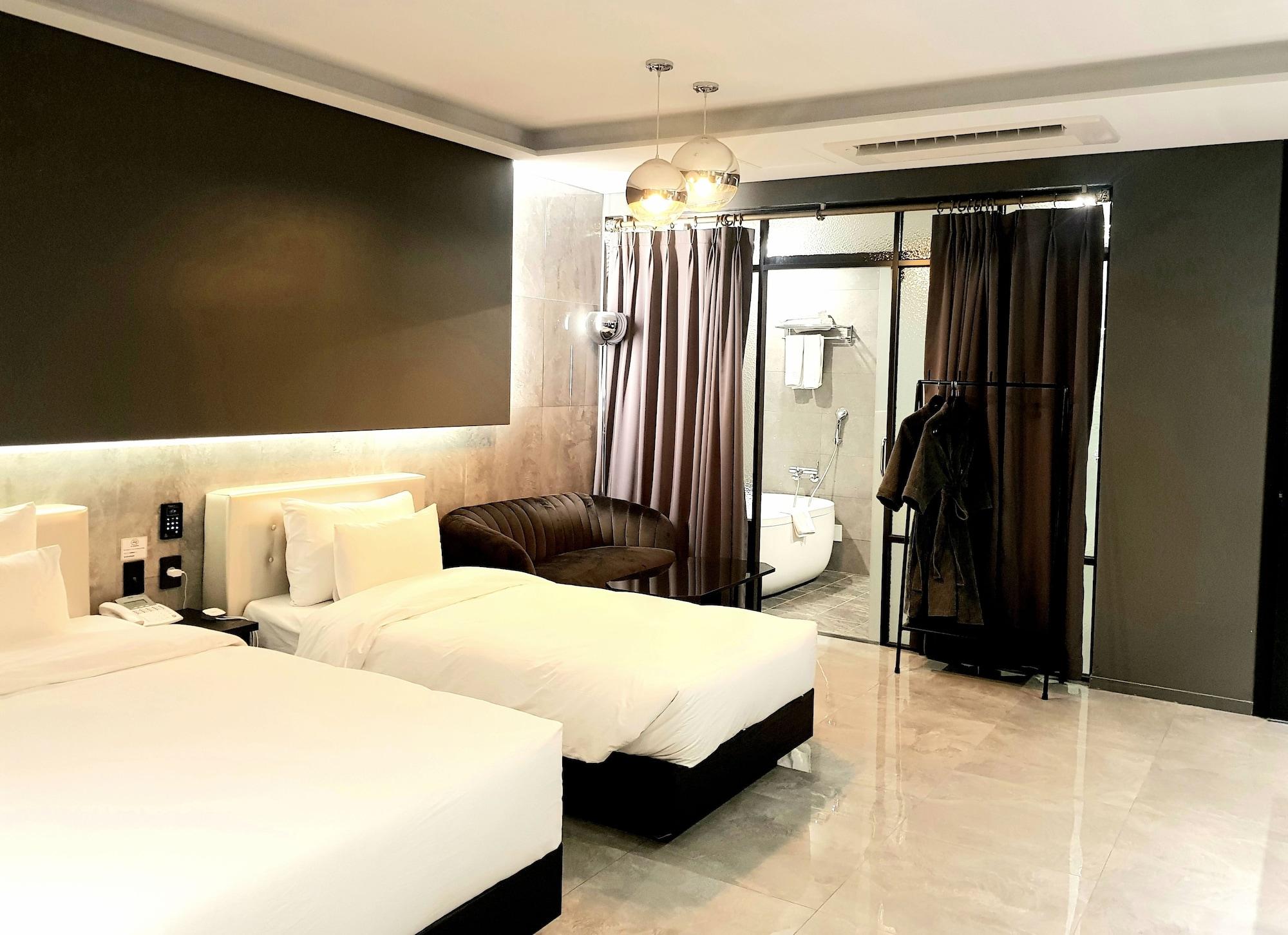 Hotel Wanted Інчхон Екстер'єр фото